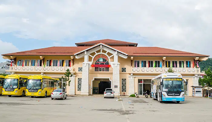 La stazione degli autobus di Sapa