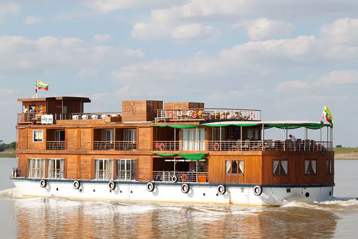 Diversi Opzioni di Trasporto per Andare da Mandalay a Bagan