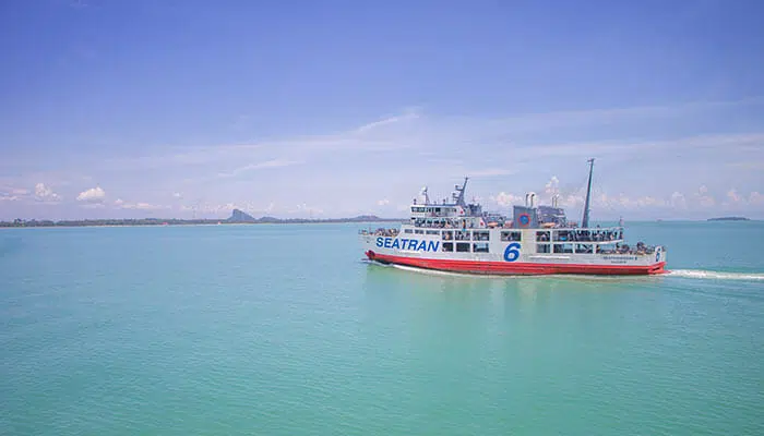 Il traghetto Seatran Discovery