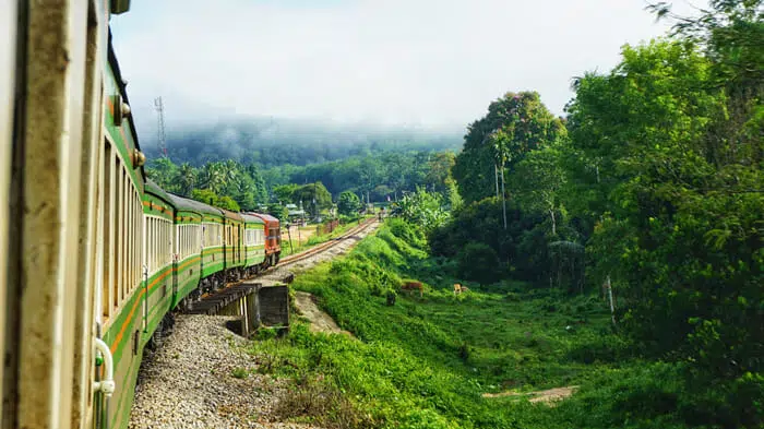 Da Chiang Mai a Koh Samui in Autobus, Treno e Traghetto