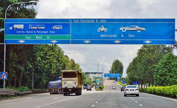 Opzioni di viaggio per andare da Johor Bahru a Singapore
